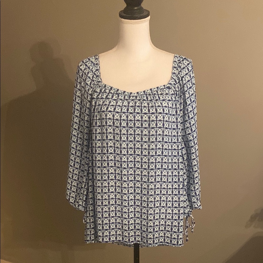 Banana Republic NWT Blue Geometric Women's Top